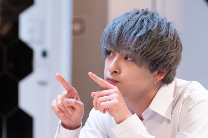 新原泰佑「私が獣になった夜~好きになっちゃいけない~」第2話(C)AbemaTV, Inc.