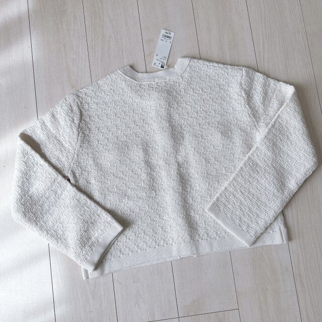 GU　ダブルポケットニットジャケット　着丈やや短め　トレンド感