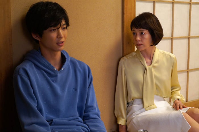 鈴木仁、沢口靖子 (C)テレビ朝日