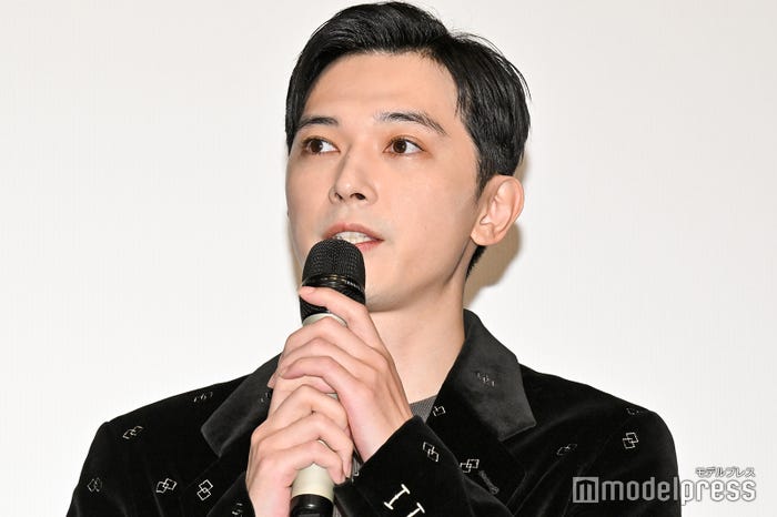 吉沢亮(C)モデルプレス