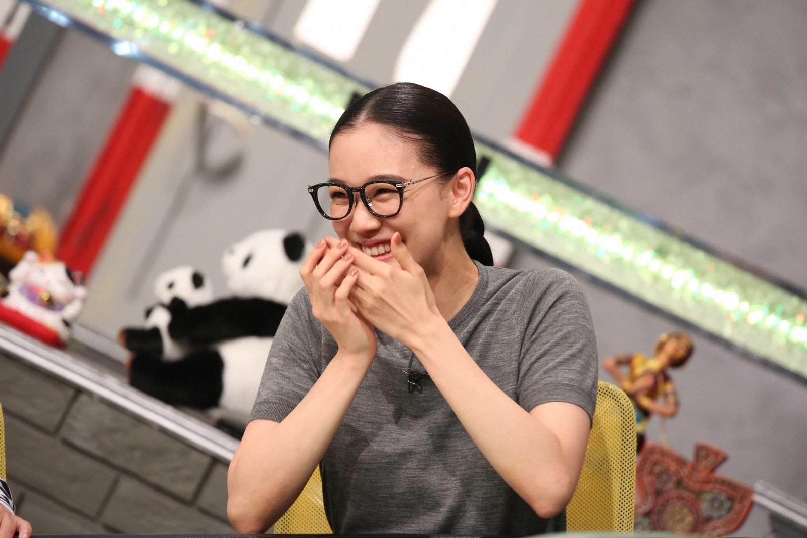 今週のメガネ美女 笑顔の蒼井優が癒やし アンジェリーナ ジョリー出演のはずが モデルプレス 今週のメガネ美女 笑顔の蒼井優が癒やし アンジェリーナ ジョリー出演のはずが モデルプレス