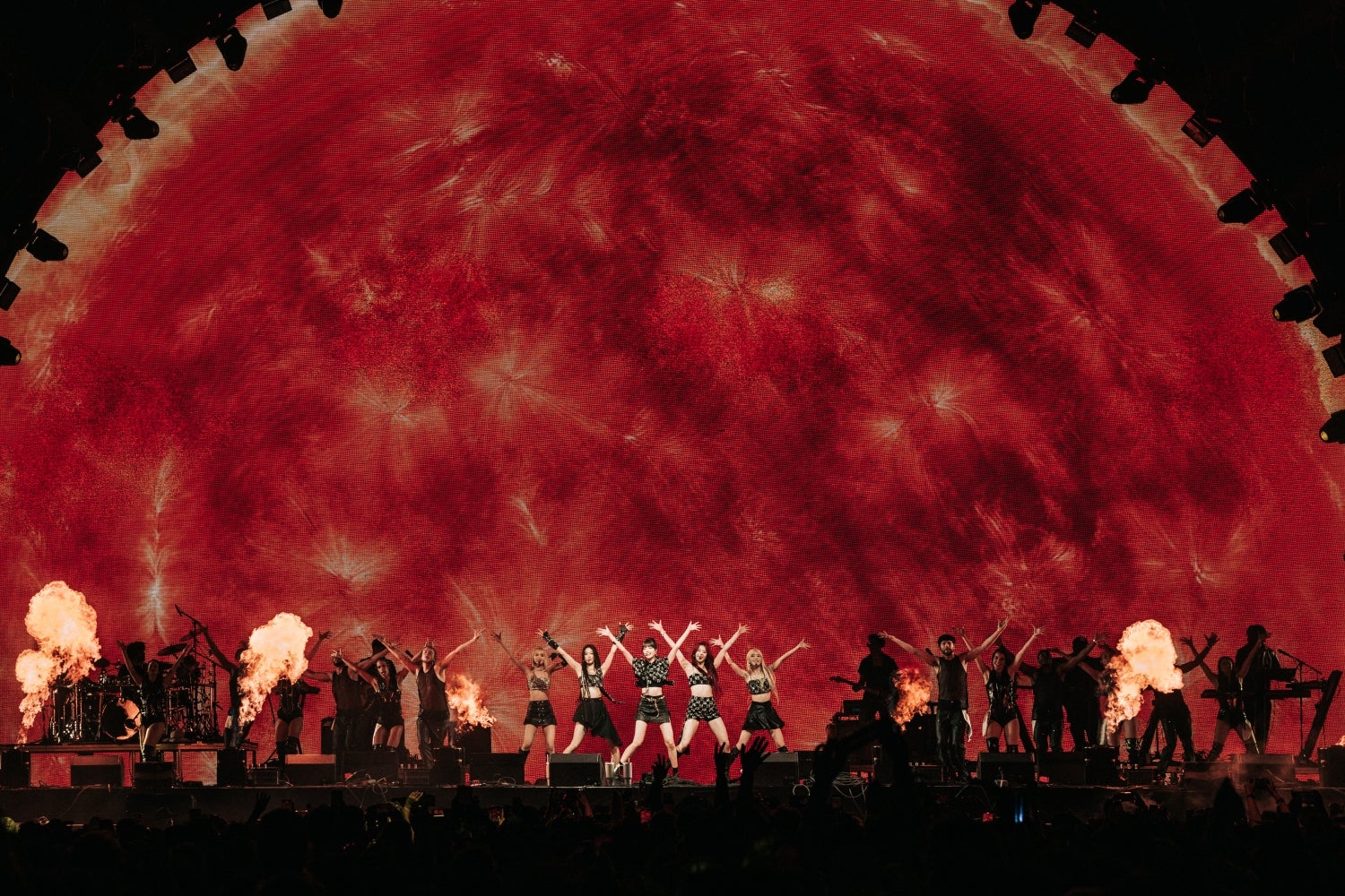 LE SSERAFIM（C）Natt Lim