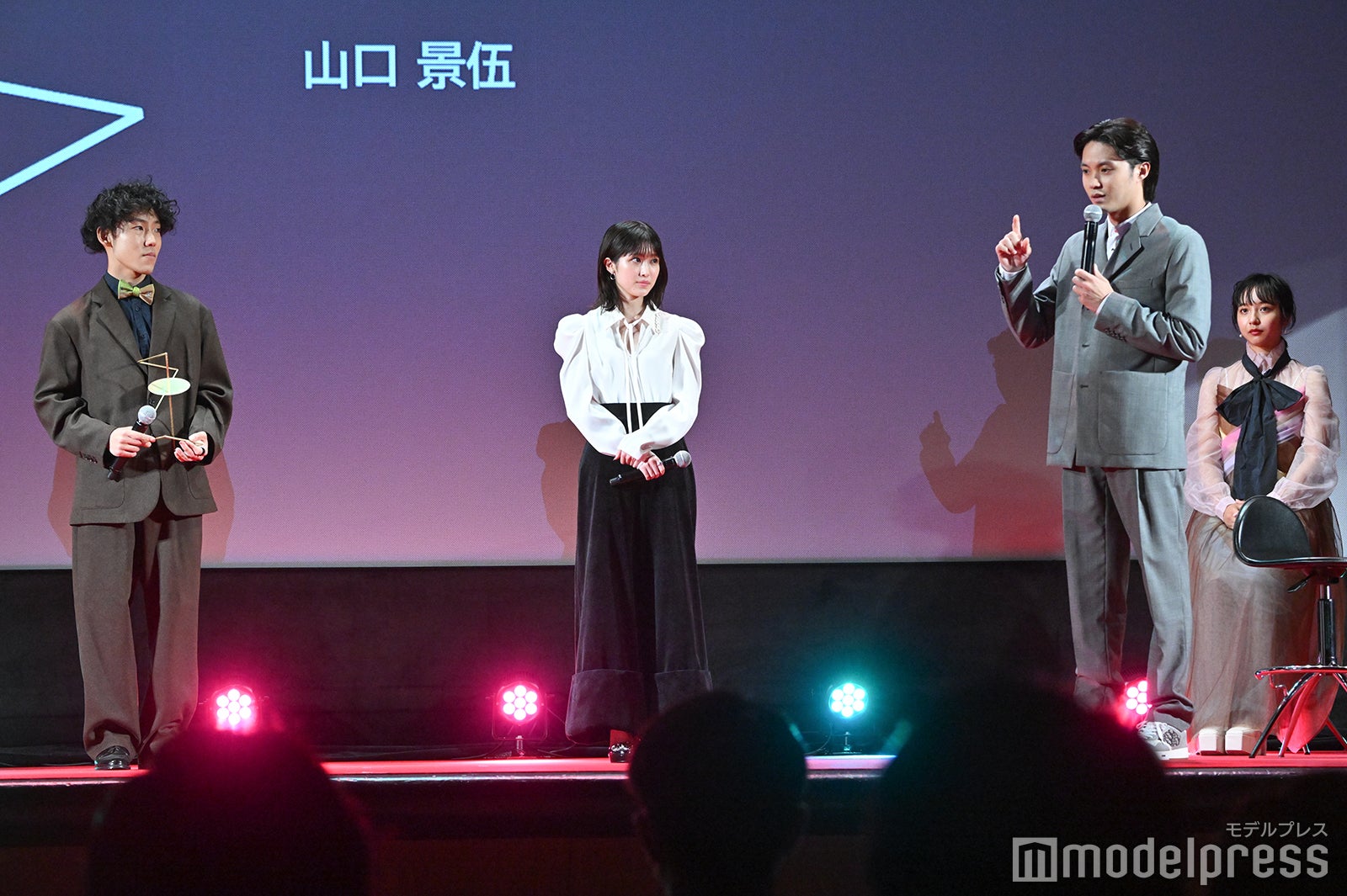 山口景伍、福本莉子、磯村勇斗 （C）モデルプレス