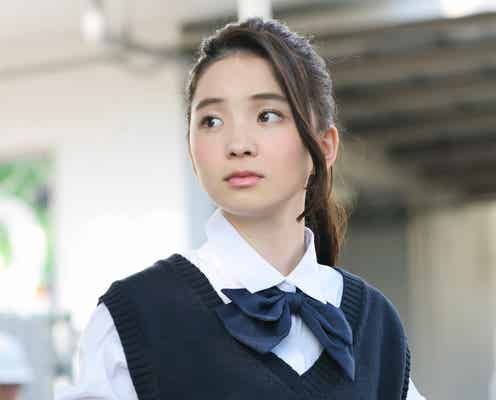 哀川翔の次女・福地桃子、映画デビューで初主演 瑞々しい制服カット×インタビュー<あまのがわ>