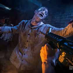 ゾンビが次々と現れる!/画像提供:ユニバーサル・スタジオ・ジャパン