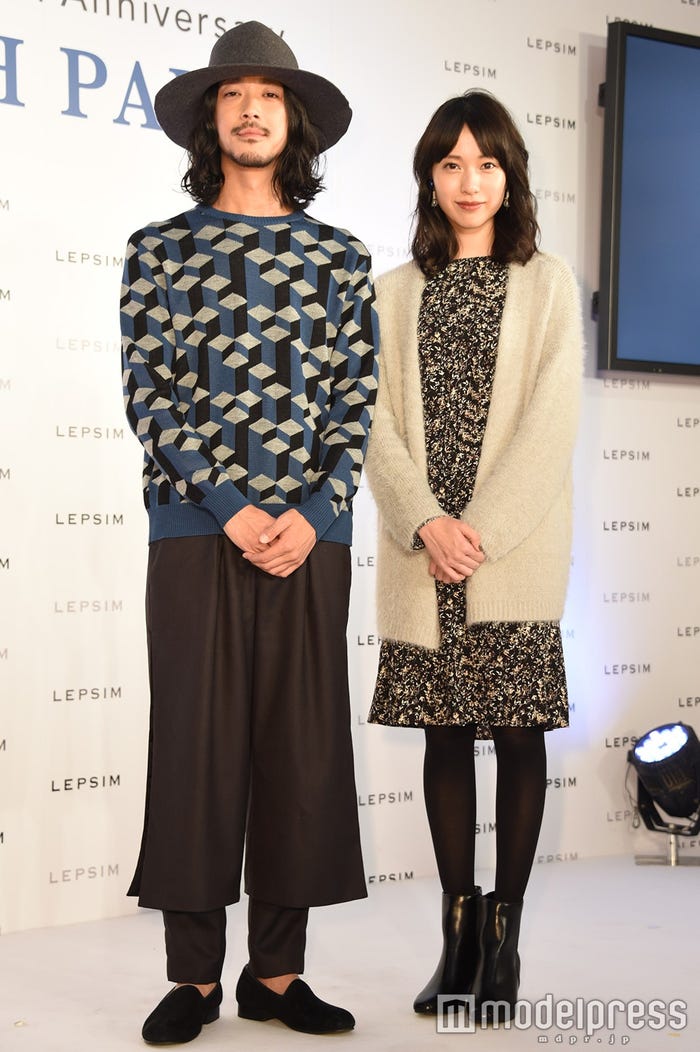 (左から)大橋トリオ、戸田恵梨香 (C)モデルプレス