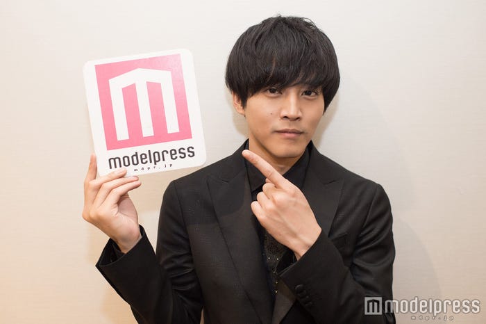モデルプレスのインタビューに応じた松坂桃李(C)モデルプレス