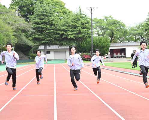Go!Go!kidsらジャニーズJr.、体力テスト挑戦で全力疾走 楽曲「この青空は忘れない」披露も