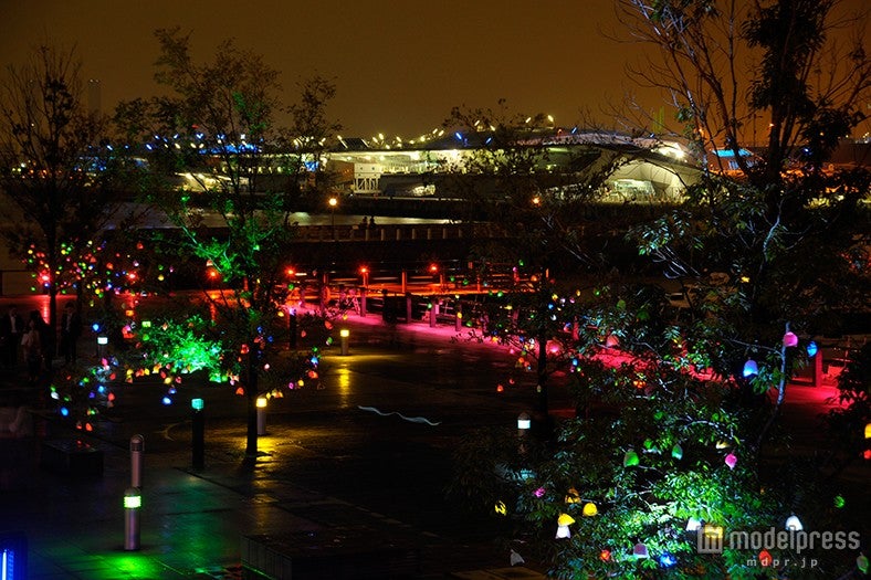 ひかりの実（作品イメージ）／画像提供：スマートイルミネーション横浜実行委員会