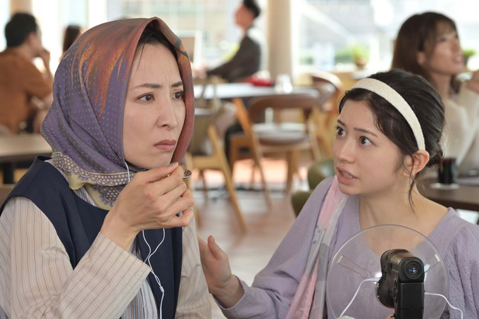 真飛聖、桜田ひより「家政夫のミタゾノ」第2話より（C）テレビ朝日