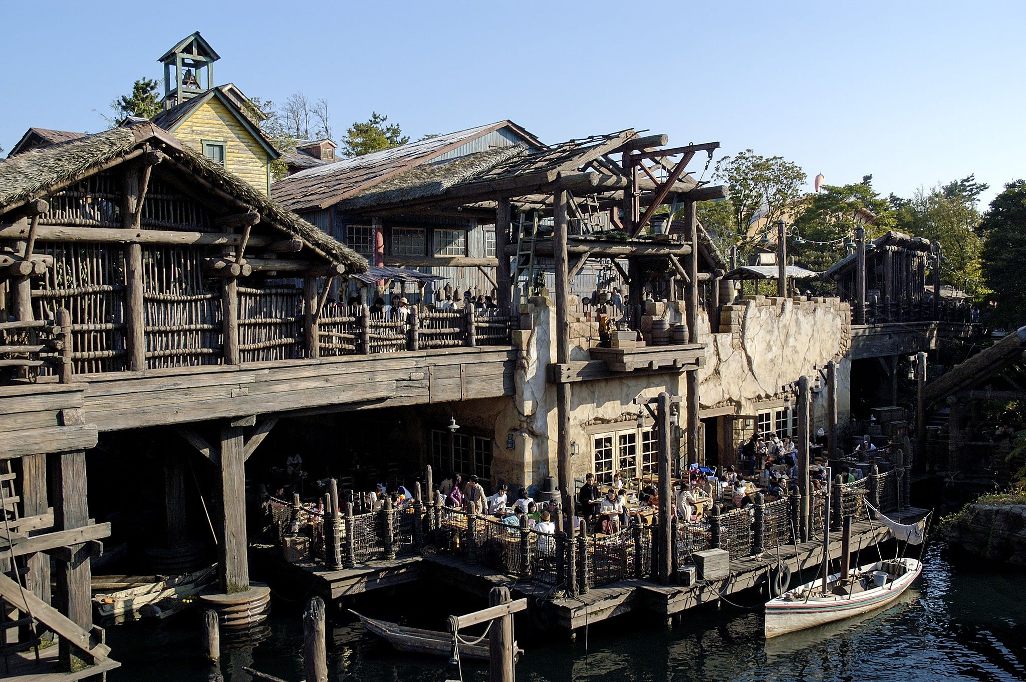 「ミゲルズ・エルドラド・キャンティーナ」外観（C）Disney