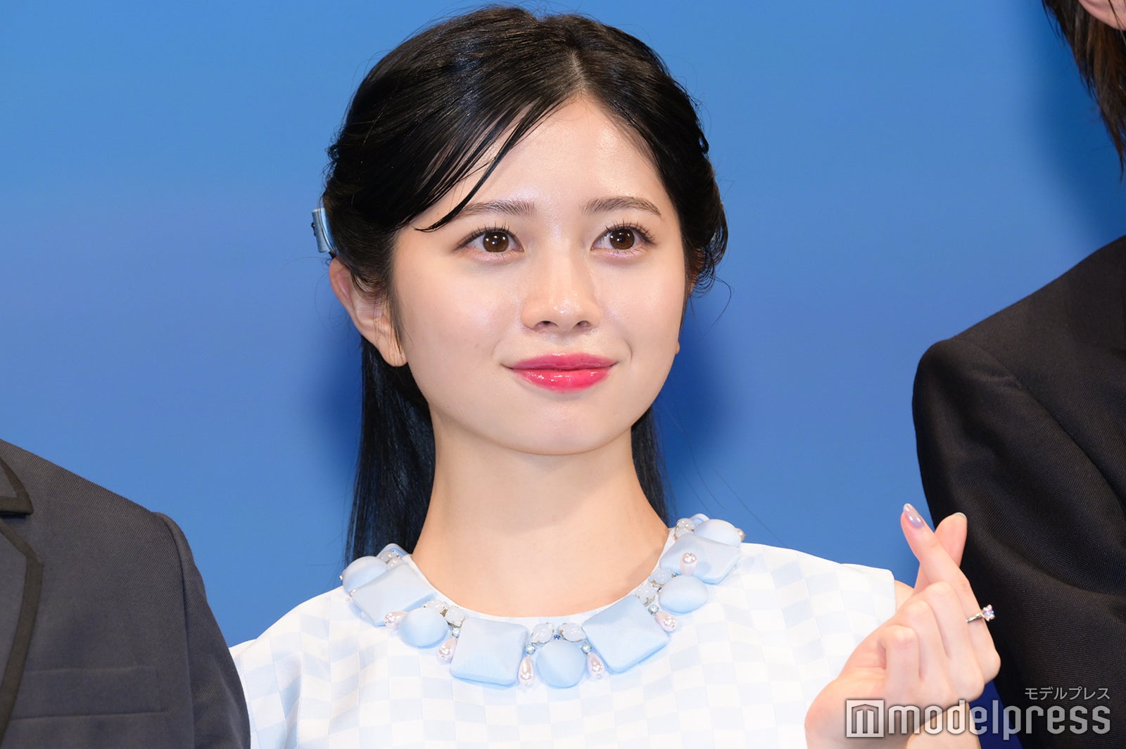 桜田ひより、重めぱっつん前髪で雰囲気ガラリ「お人形さんみたい」「新鮮」と絶賛の声