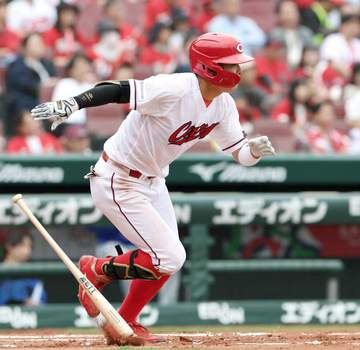 広島・ドラ1平川 右肩負傷から復帰即マルチ！ 積極攻撃で初回初球を左前へ 新井監督「雰囲気変えてくれる」