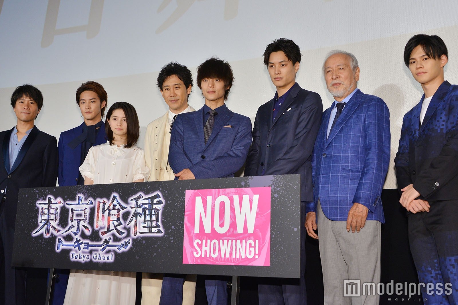 （左から）萩原健太郎監督、白石隼也、桜田ひより、大泉洋、窪田正孝、鈴木伸之、村井國夫、小笠原海（C）モデルプレス