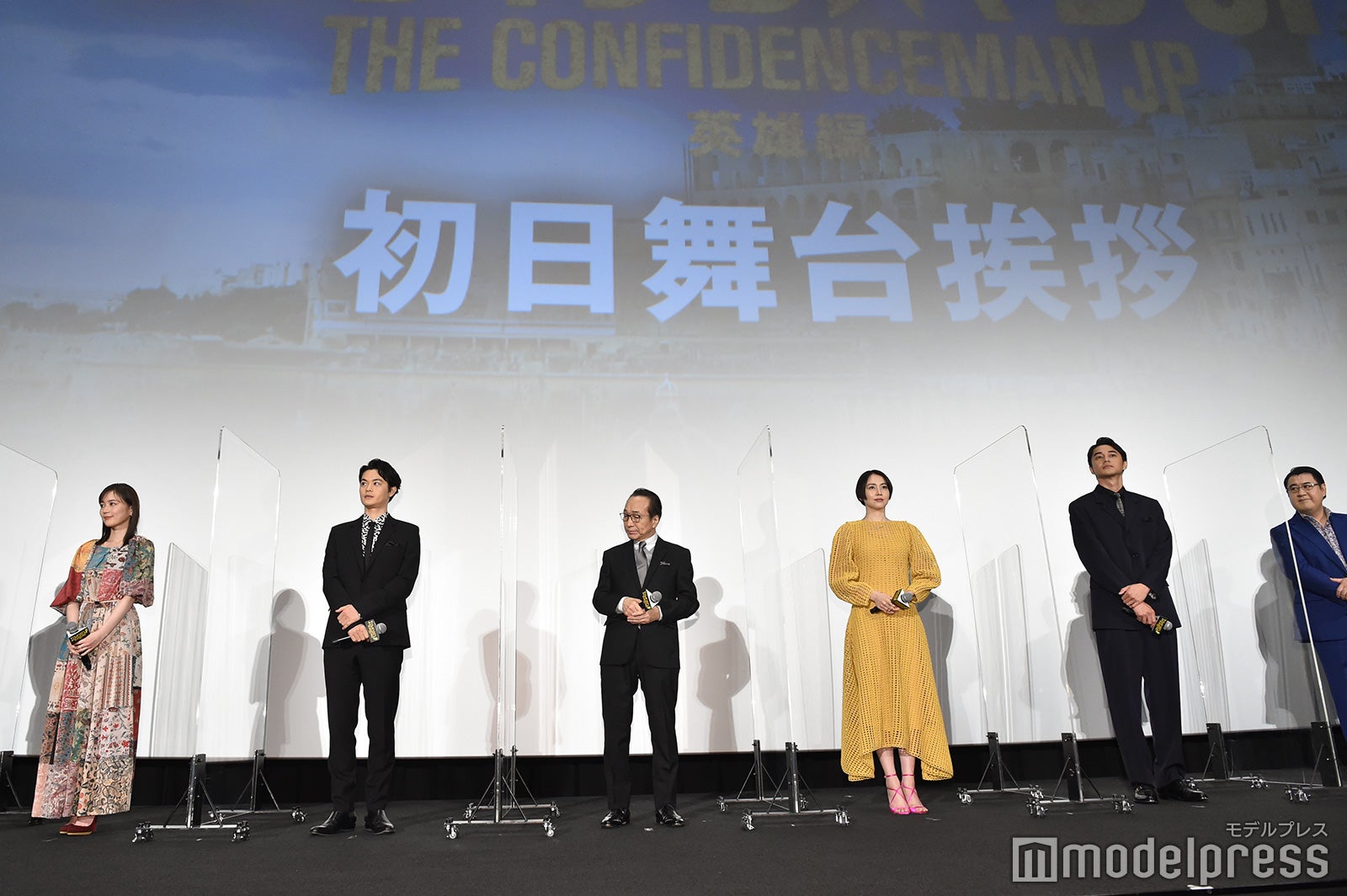 （左から）生田絵梨花、瀬戸康史、小日向文世、長澤まさみ、東出昌大、小手伸也（C）モデルプレス