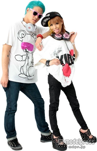 DJあげぽよ（左から）DJ SATOSHI、川端かなこ