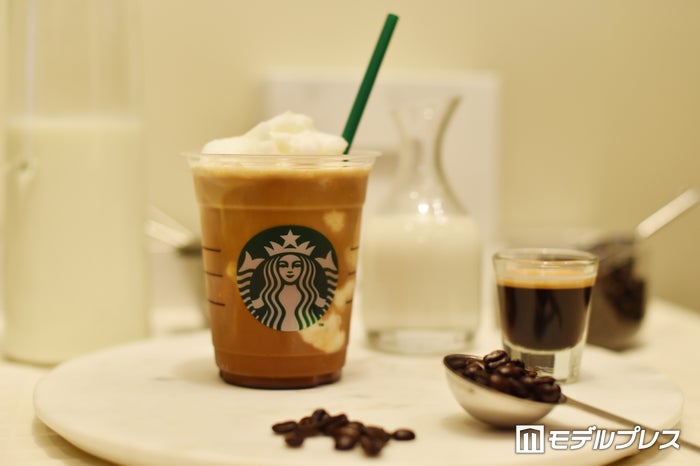 アフォガートを「フラペチーノ（R）」に （C）モデルプレス