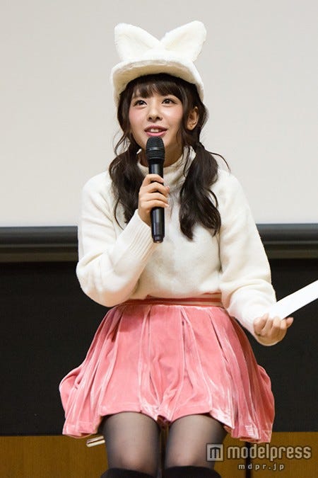 白いウサギ帽で登場した山田菜々