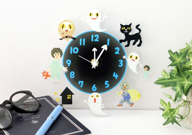 即重版決定の話題の付録！人気絵本の光るアクリル時計がズルいくらい