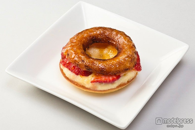 期間限定「クレームブリュレドーナツ」あまおう￥400（税抜）