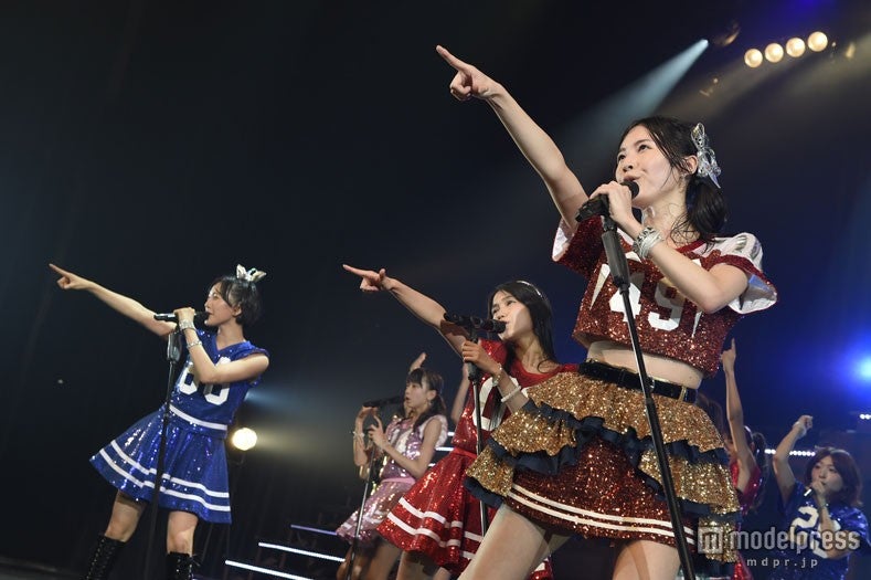 AKB48全国ツアー2014「あなたがいてくれるから。～残り27都道府県で会いましょう～」／（C）AKS