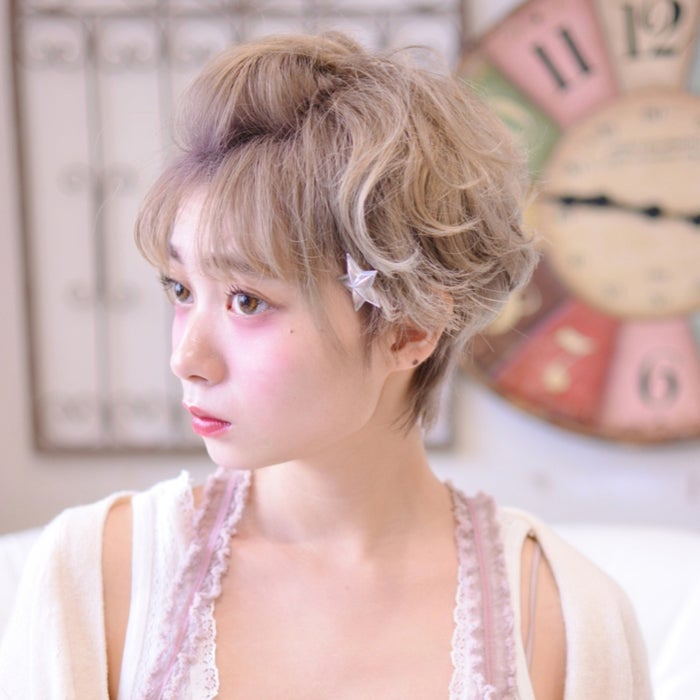 まとめ髪の前髪アレンジで大人可愛い女性になろう モデルプレス まとめ髪の前髪アレンジで大人可愛い女性になろう モデルプレス