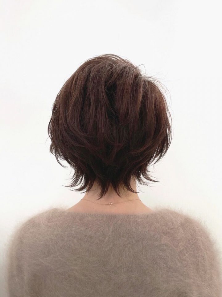 最旬 ウルフパーマ特集 大人の魅力を上げるトレンドヘアをレングス別にご紹介 モデルプレス 最旬 ウルフパーマ特集 大人の魅力を上げるトレンドヘアをレングス別にご紹介 モデルプレス