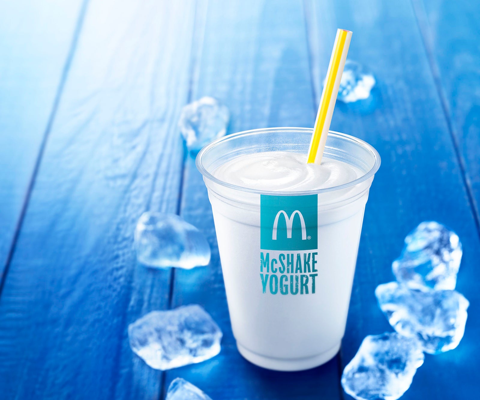 マクドナルド、ヨーグルトシェイク復活 初夏にぴったりな爽やかな味わい