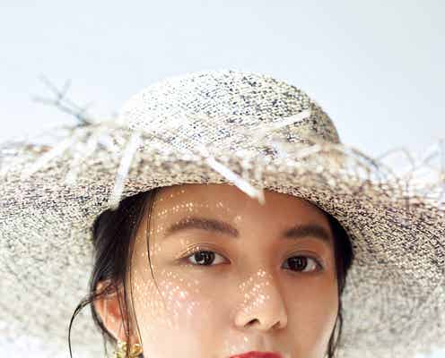 上白石萌歌、大胆夏メイクで雰囲気ガラリ 大人な表情にドキッ