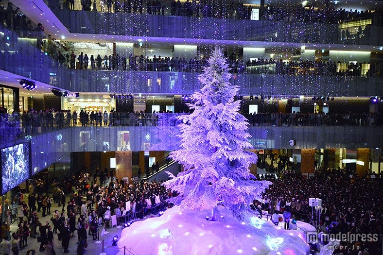 ライトアッププログラム（昨年開催時の様子）／画像提供：日本郵便