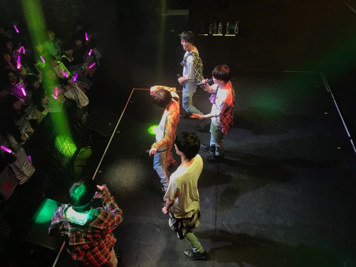 XOX「&KISS party vol.15 ~第1章Last Day~」より(提供写真)