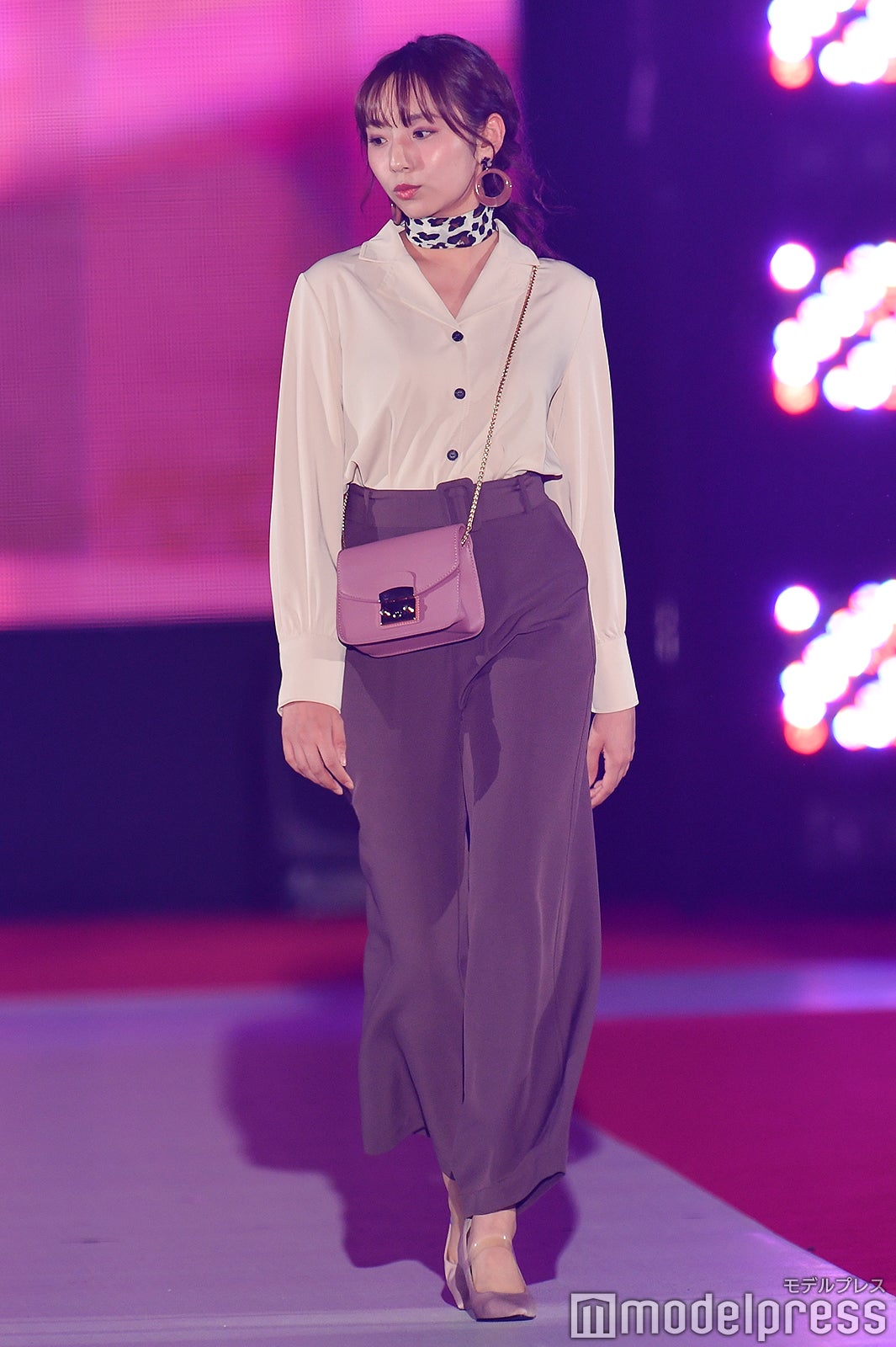 新内眞衣（C）モデルプレス