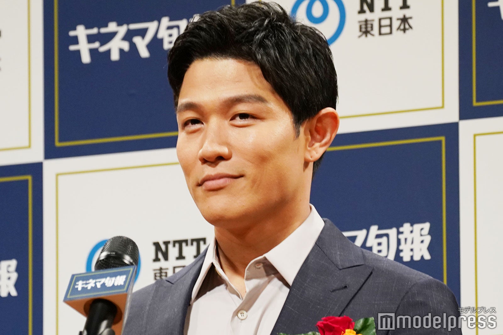 鈴木亮平、助演男優賞に歓喜「すごく特別な日」助演女優賞・三浦透子は抱負語る＜第95回キネマ旬報ベスト・テン＞
