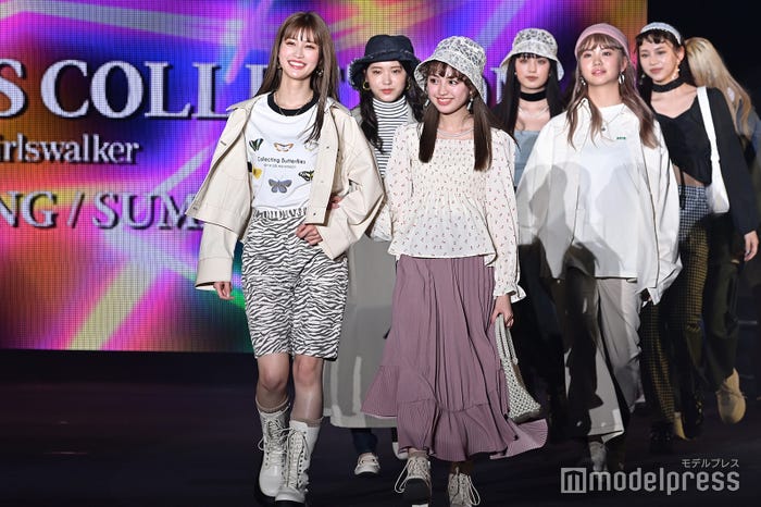 生見愛瑠、香音らが豪華ランウェイ (C)モデルプレス