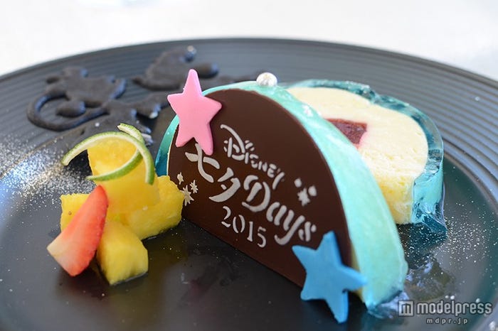 チョコやブルーキュラソーを使用したゼリー