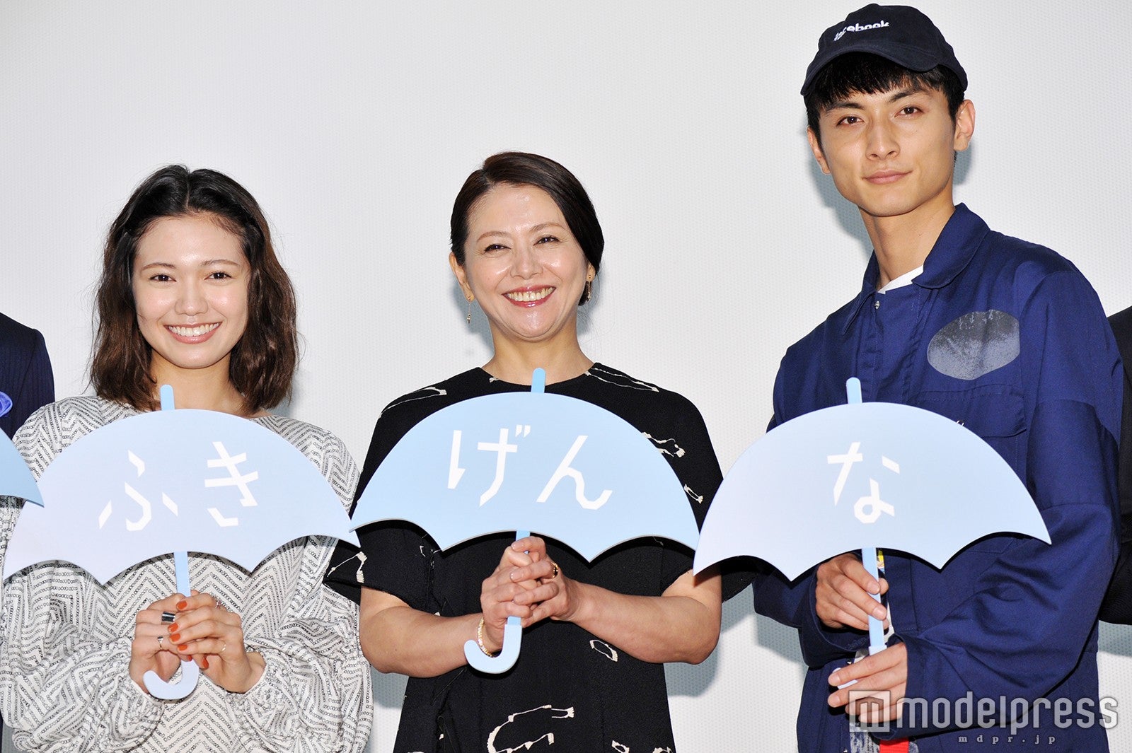 （左から）二階堂ふみ、小泉今日子、高良健吾（C）モデルプレス