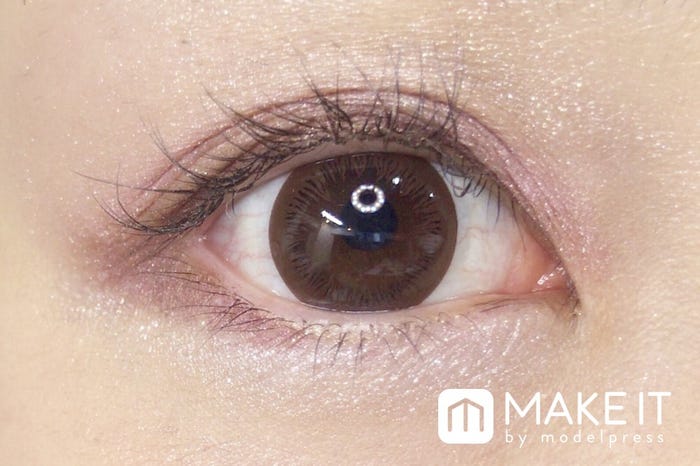 イヴ・サンローラン/クチュール クルール パレット/7 パリジェンヌ 使用 (C)メイクイット