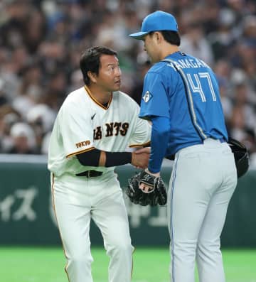 引退試合の巨人・長野久義氏「今日最後ということで来てくださって」日本ハム入団拒否時のスカウト部長が来場、続いていた交流「本当に感謝。『16年間お疲れさま』と」