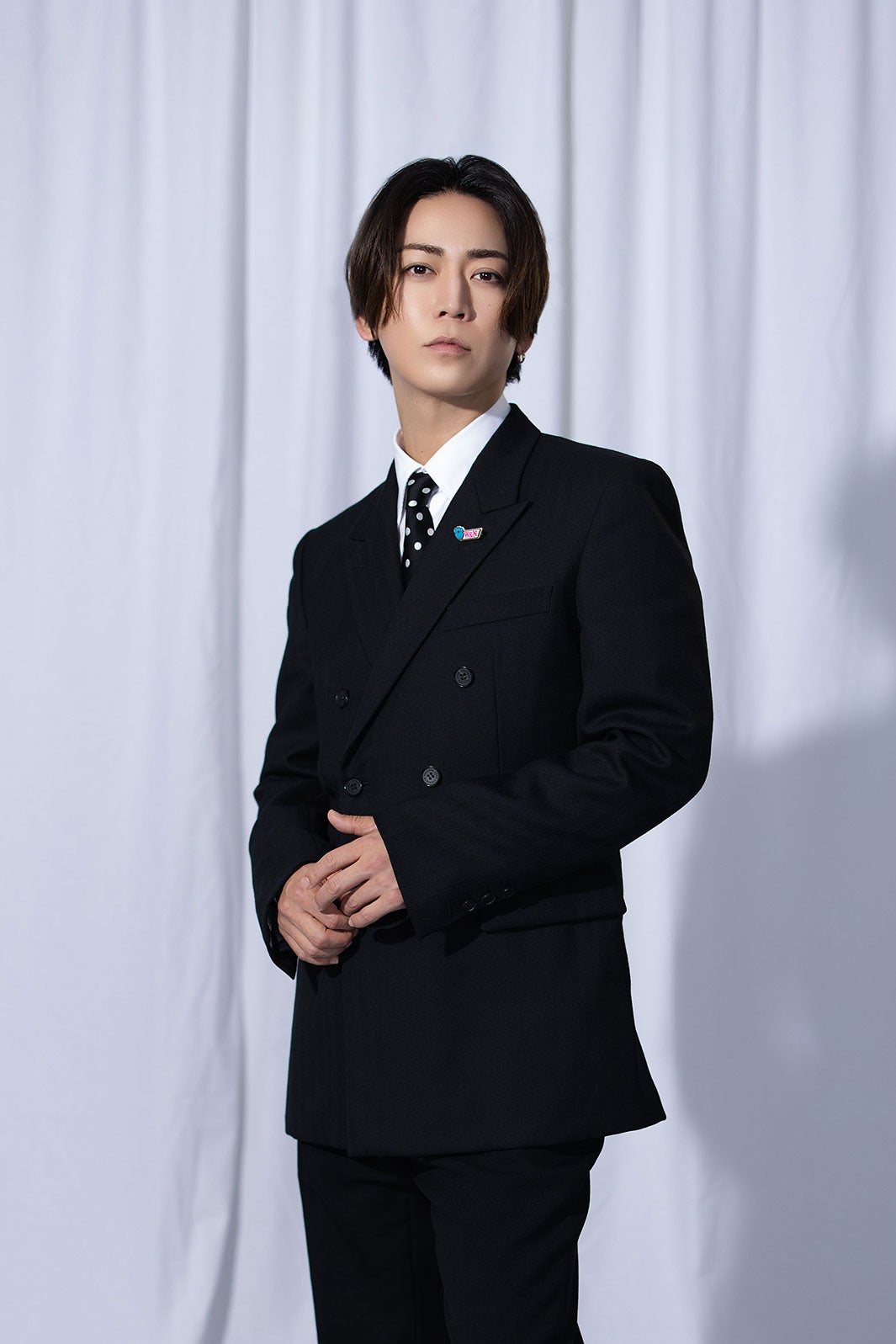 亀梨和也「モデルプレスカウントダウンマガジン vol.11」（撮影：野間憲治）／東京ニュース通信社刊