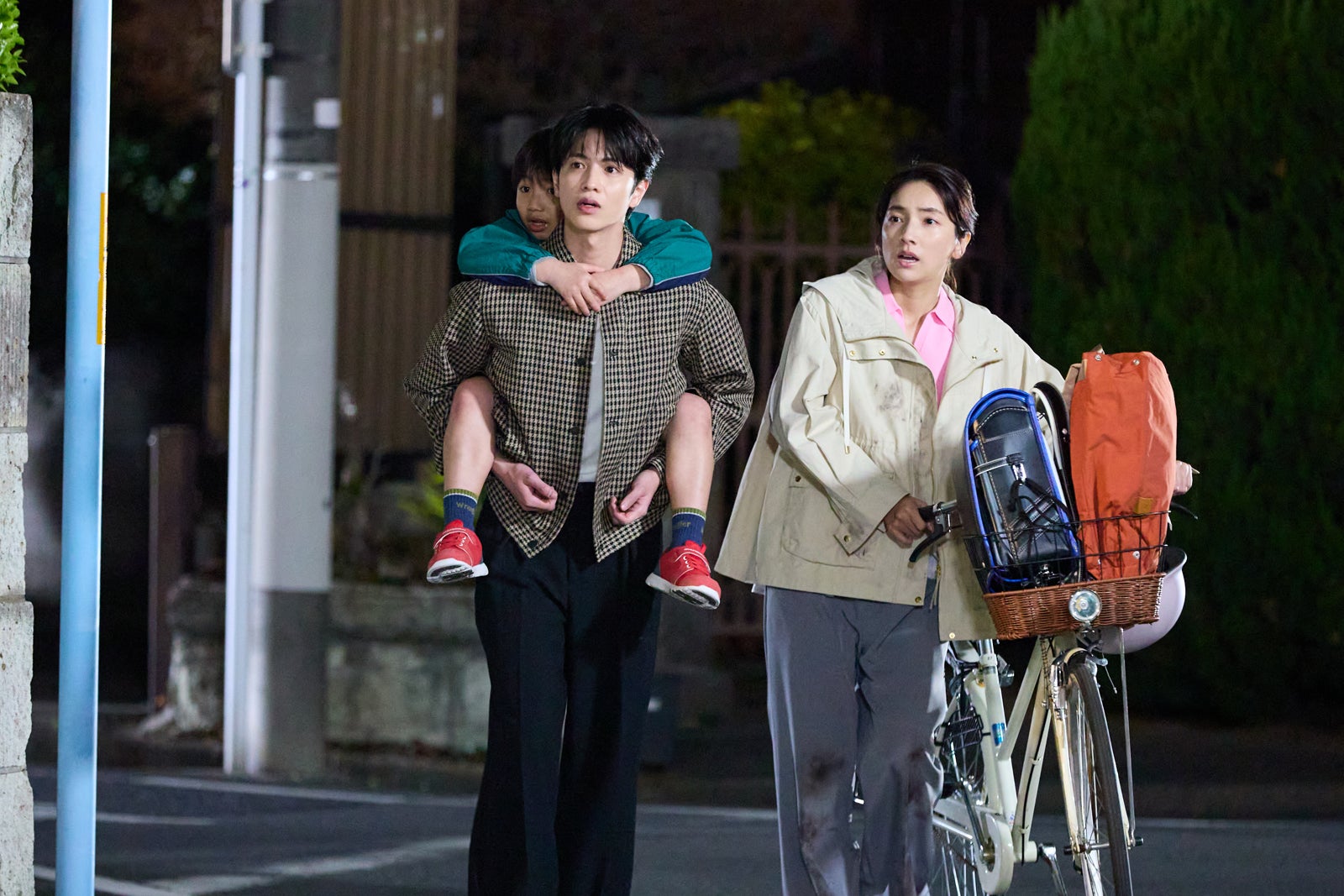 志尊淳、土屋陽翔、仁村紗和「10回切って倒れない木はない」第2話（C）日本テレビ