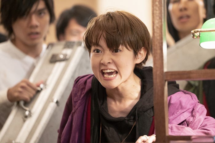 伊藤万理華(C)2019 河本ほむら・尚村透/SQUARE ENIX・ 「映画 賭ケグルイ」製作委員会