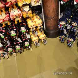 畳のような床材(C)モデルプレス