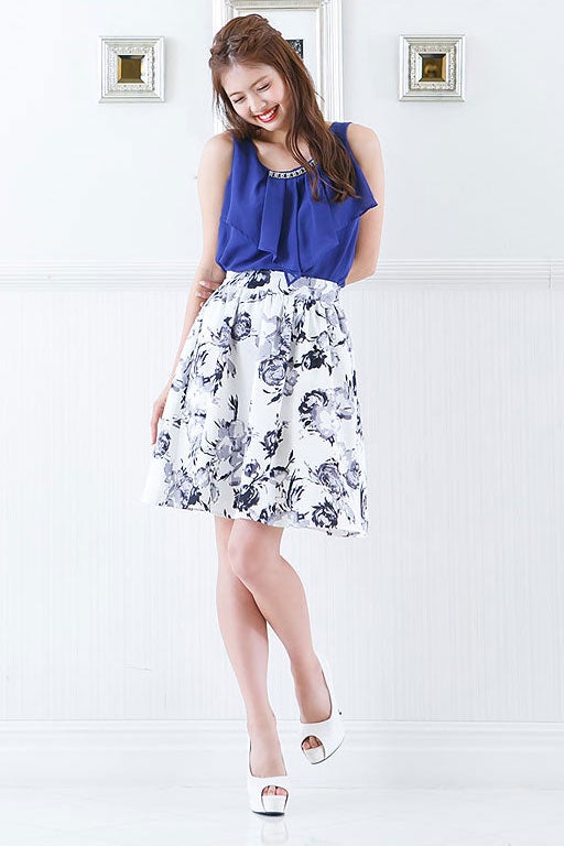 ビジュー付シフォンフリルノースリーブブラウストップス「神戸レタス」1990円（税込）／画像提供：神戸レタス