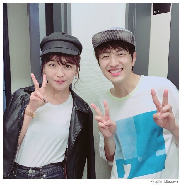 ゆず北川悠仁、AAA宇野実彩子との2ショット公開「隣は偽ニッシー」