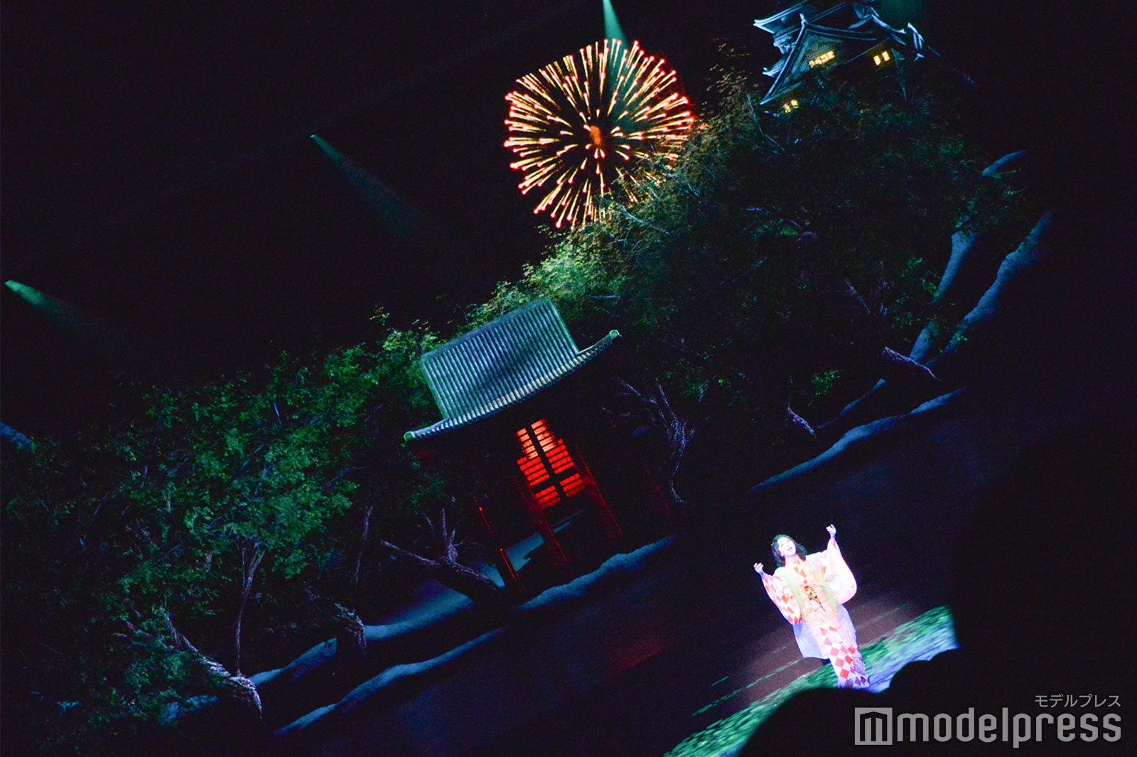 「KEREN」グランドプレミア公演の様子（C）モデルプレス