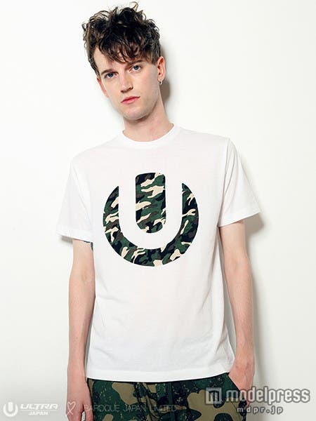 「AZUL by moussy×ULTRA JAPAN」半袖クルーネックT