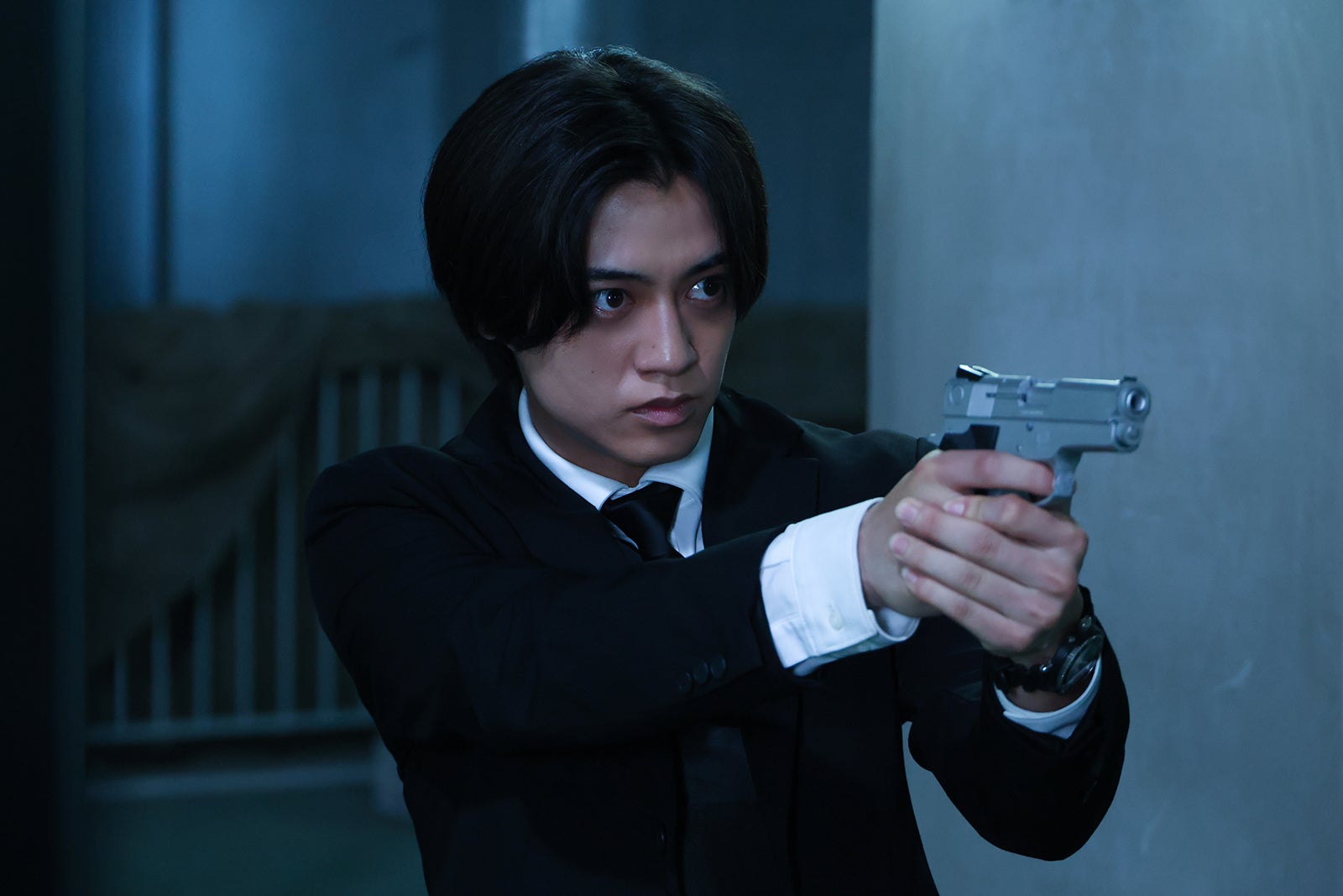 【DOPE 麻薬取締部特捜課 最終話】才木、ジウに撃たれる未来を予知