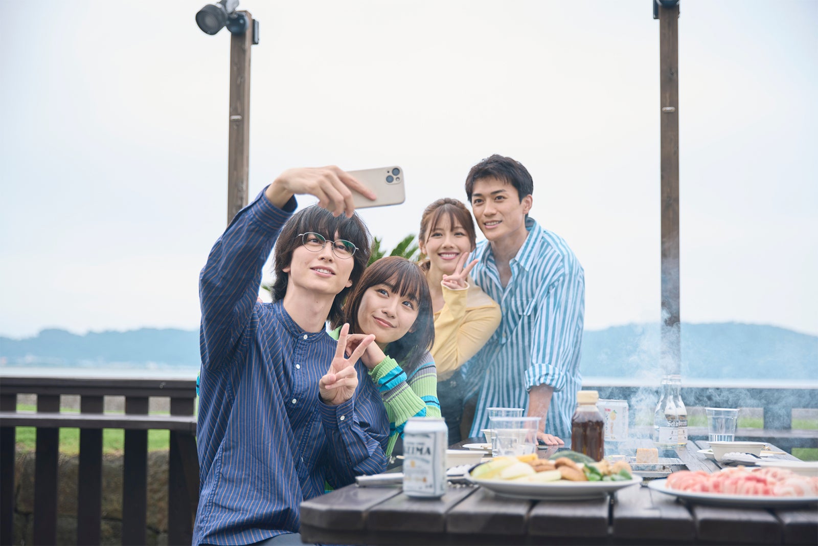 池田匡志、浅川梨奈、渡邉美穂、砂田将宏（C）「嘘をついた私たち」製作委員会