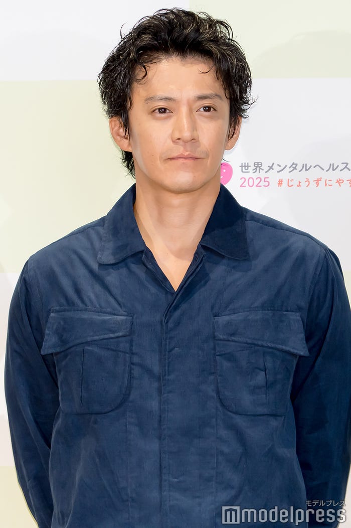 小栗旬(C)モデルプレス