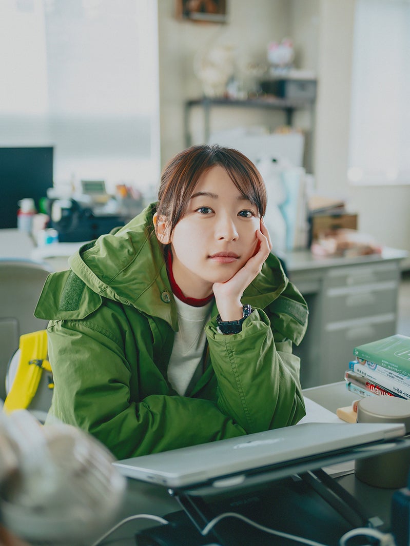 鳴海唯（C）「100日後に別れる僕と彼」製作委員会・MBS